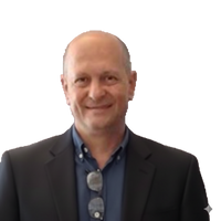 Foto do Professor Douglas Fabiano Senerrino Camilo